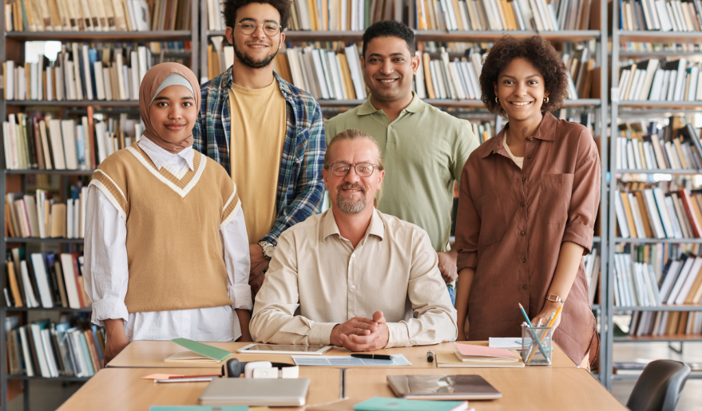 Apoio para estudos e investigações académicas no âmbito da migração legal e integração
